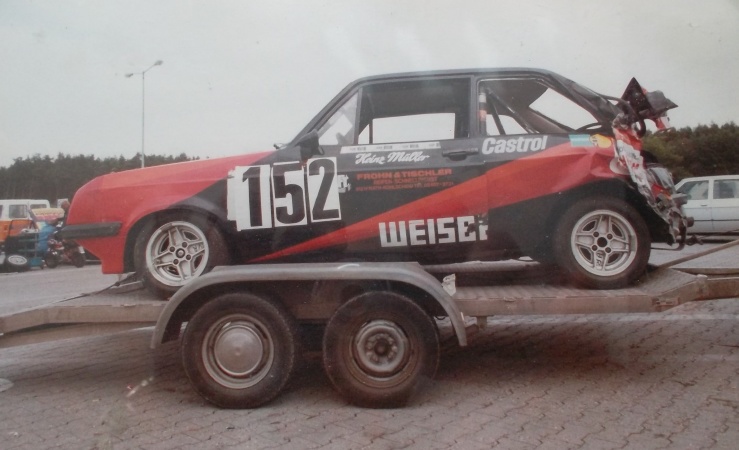 19820815 Mueller nach Einschlag in Betonwand Hockenheim.JPG